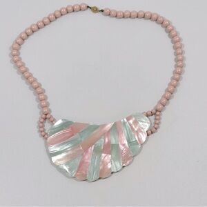Vintage Peachy Pink & Green Mother Of Pearl Shell Beaded Necklace